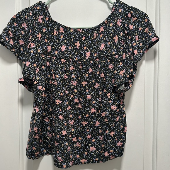 American Eagle Blue Floral Print Flowy Cropped Shirt - Picture 5 of 6